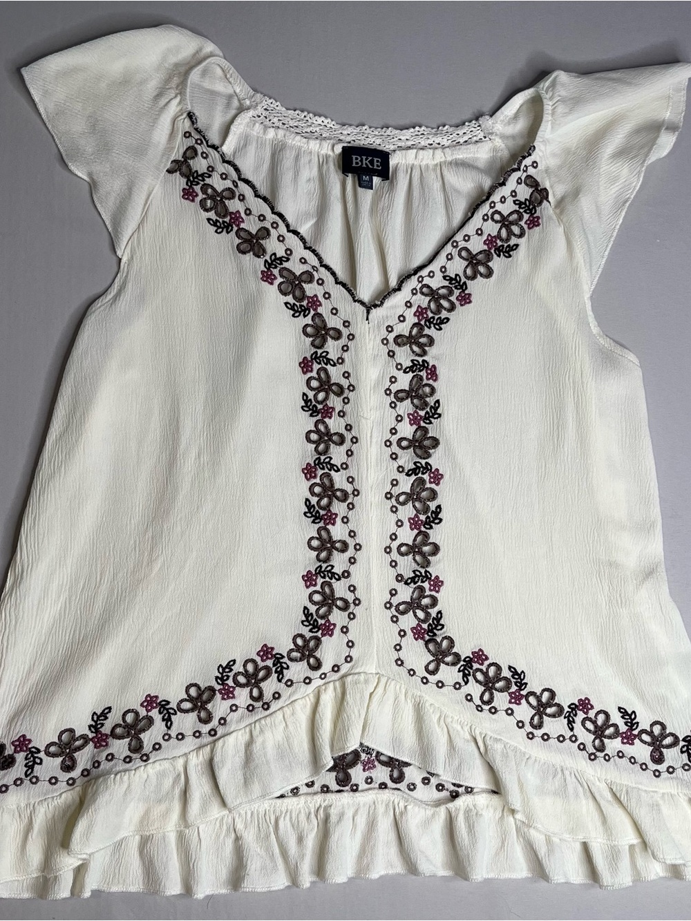 BKE White Embroidered Peasant Top with Brown and Pink Accents